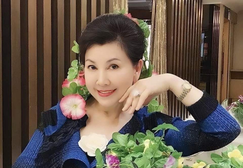 提琴家洪逸滨生前照片移民加拿大退休生活