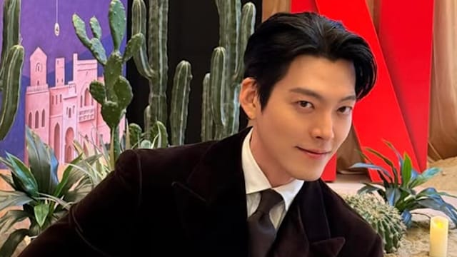 欧巴好大方！粉丝开口，金宇彬秒喊经纪人送私人香水！