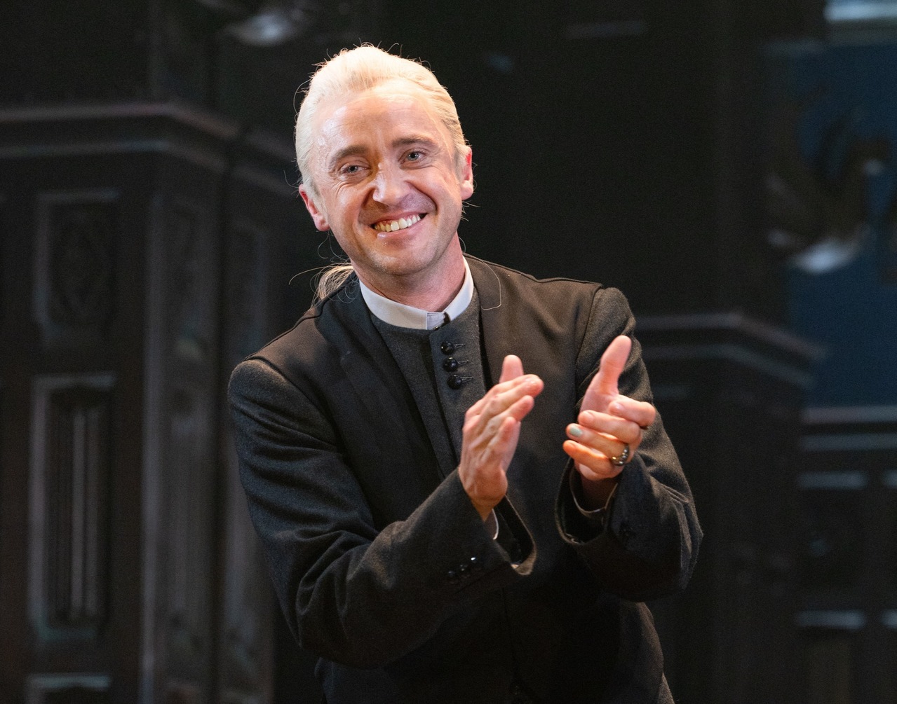 湯姆費爾頓重現跩哥馬份經典造型。（美聯社）