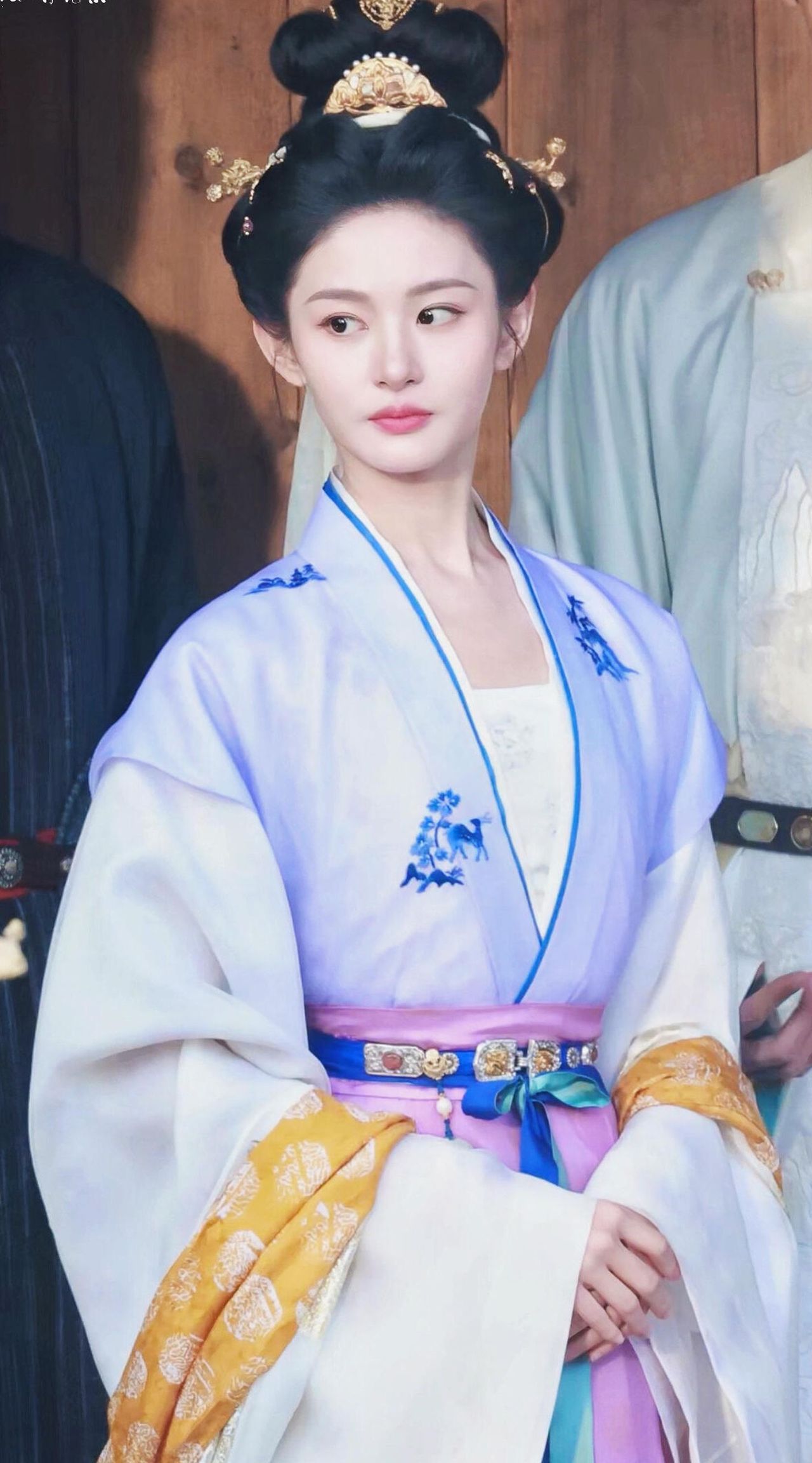 趙晴挺過小三風波，在新劇「金吾不禁」搖身一變成女一。(取材自微博)