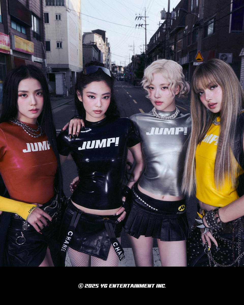 BLACKPINK东京巨蛋演唱会预热：日本多地塔楼粉色灯光活动全解析