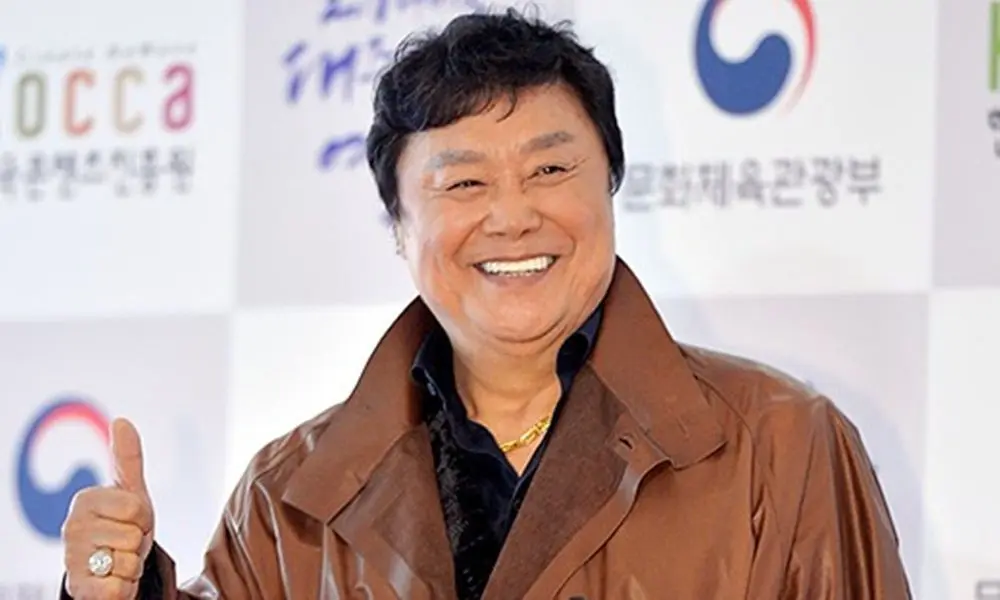南珍出道60周年登《Radio Star》　分享体力管理与粉丝缘分的圣诞特辑