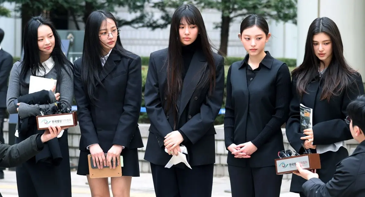 뉴진스五人合体告吹 官方宣布解约与法律责任