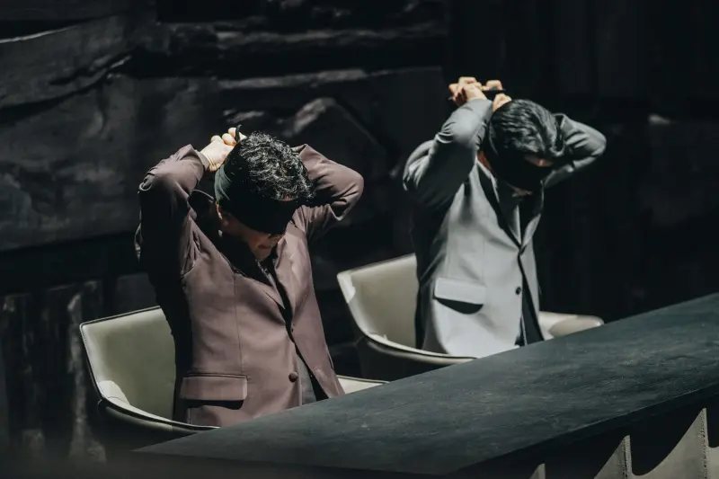从白种元争议到登顶Netflix，《黑白料理士2》如何在质疑中稳住人气？
