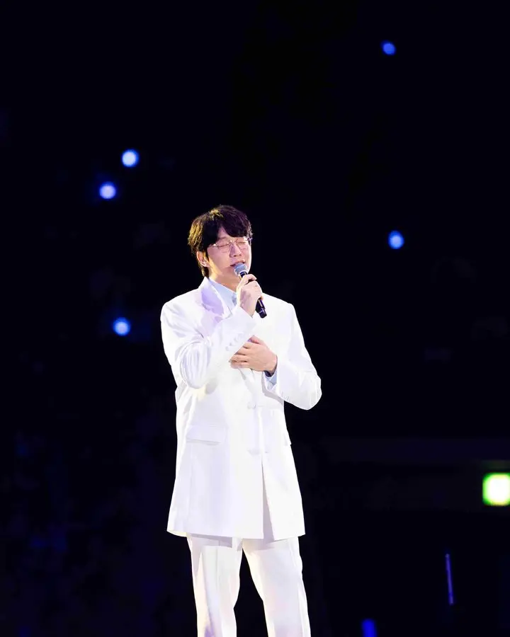 成时京用四晚演唱会把 25 年歌手人生唱成一堂课