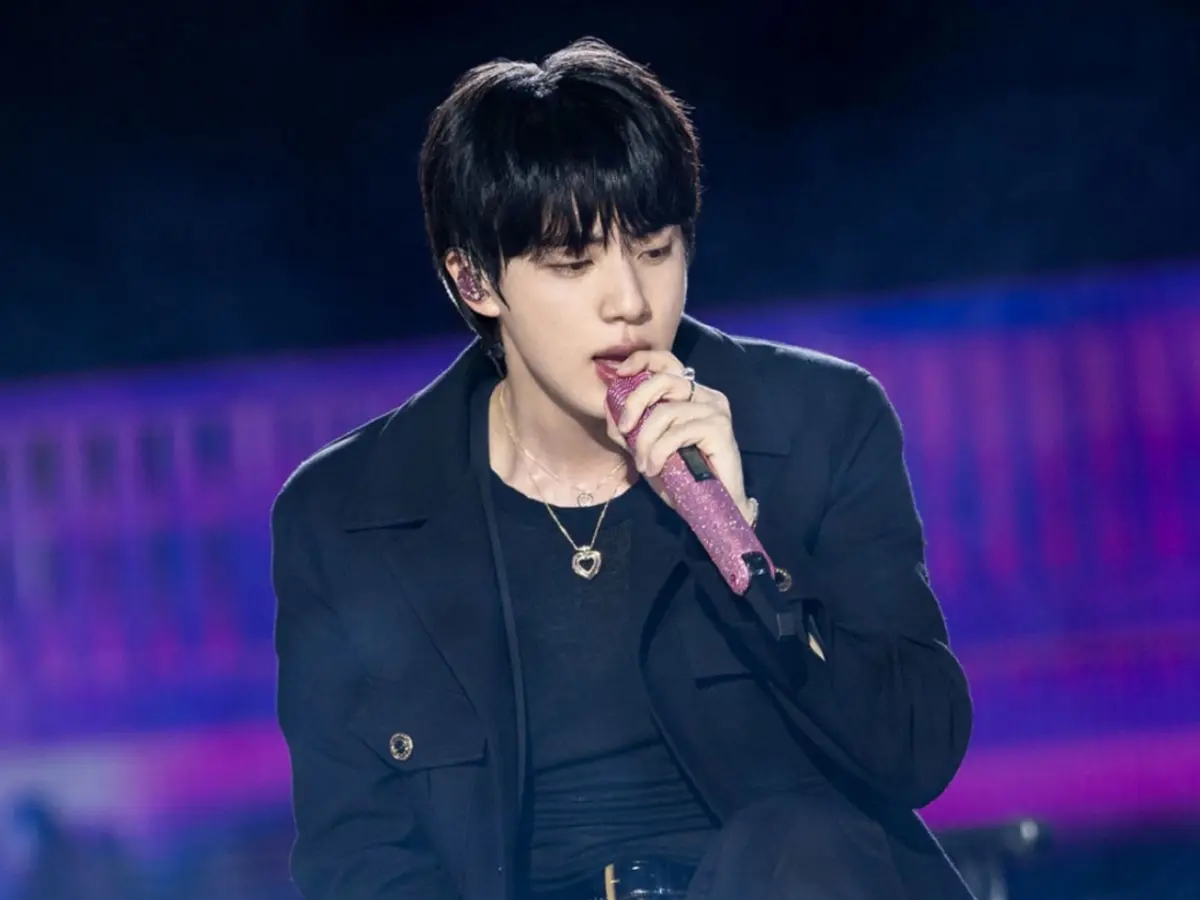防弹少年团Jin在Idolpick上获得32周连庄第一的新闻配图