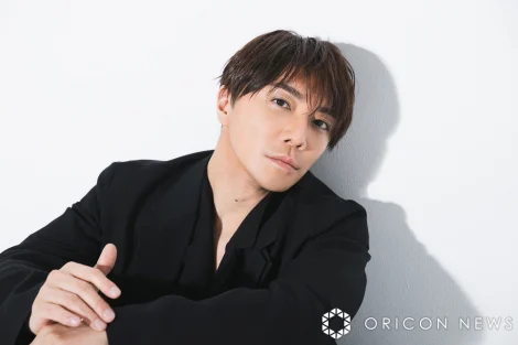 成宫宽贵复出幕后:海边偶遇宫本亚门成命运转折,综艺首谈隐退八年心路
