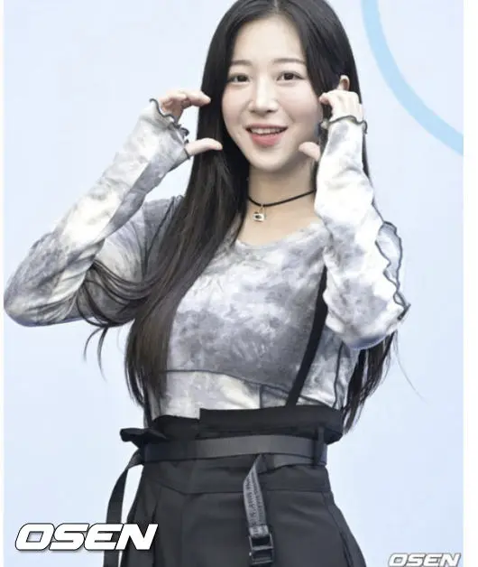 韩国吃播网红茨扬与尹日常在访谈节目中讨论收入与理财