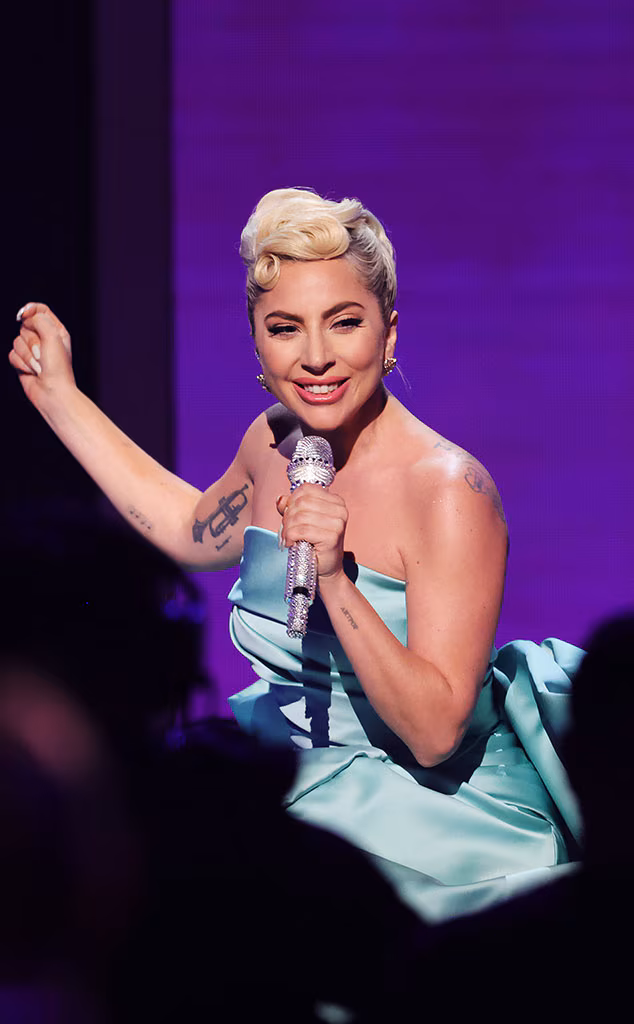Lady Gaga谈论曾经对通过面部注射来美容的痴迷