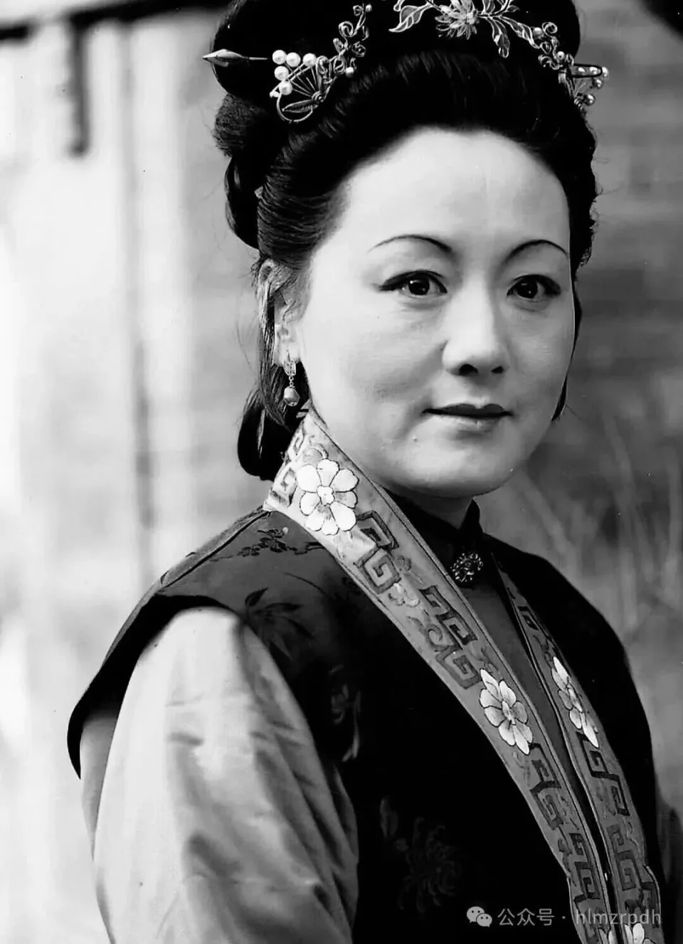 痛别87版红楼梦“周瑞家的”!著名京剧演员孙彩虹病逝享年77岁,回顾其艺术人生