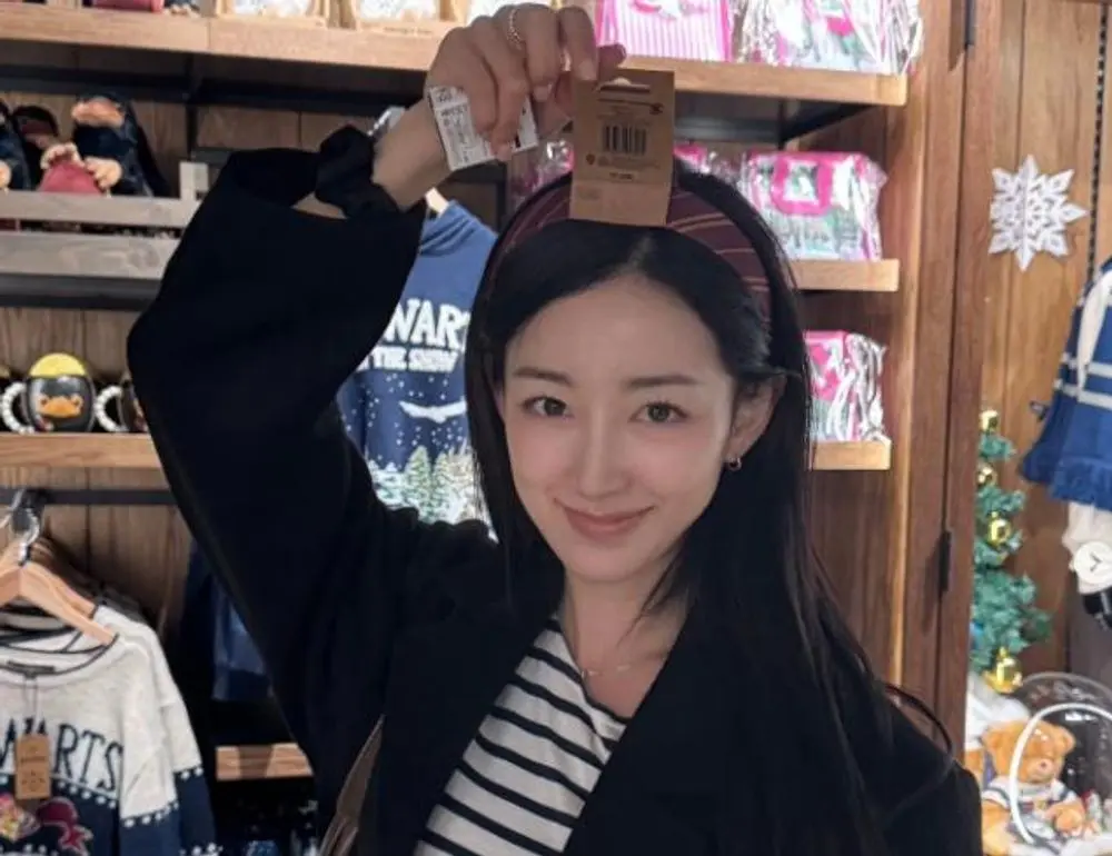 Hana在社交媒体回答粉丝提问，分享面对不喜欢工作的职场心态技巧