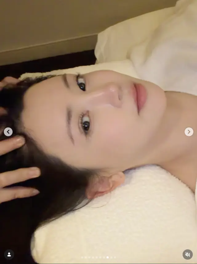 李多海全黑造型现身中国,展现时尚休闲风