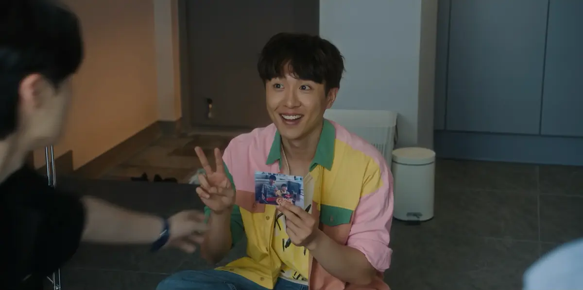 尹宇在剧中展现自然细腻的生活化演技