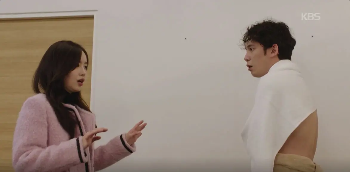 陈世妍浴室误会朴基雄上演全武行！《为您处方爱情》揭开30年豪门世仇与假面夫妻真相