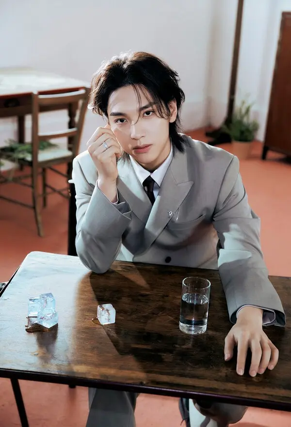 N.Flying金宰铉化身多语种天才教师，出演《浪漫的绝对值》引爆期待