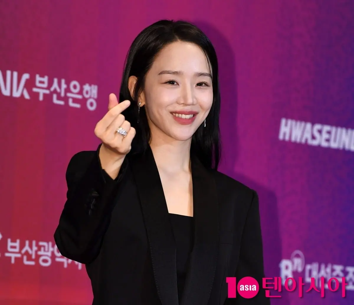 申惠善在Netflix新剧《Lady Do-a》中展现破格演技,连续两周霸榜热度第一