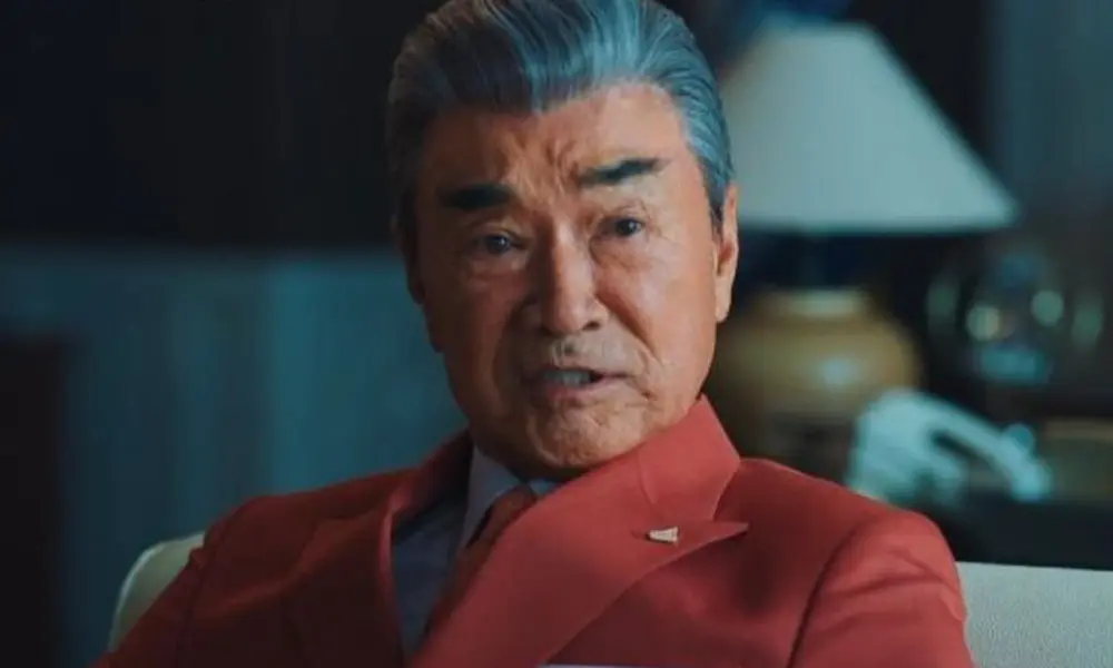李德华饰演的反派会长姜必范