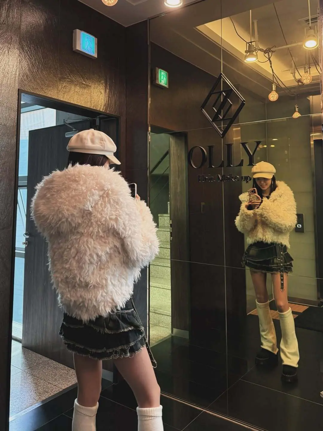 朴寒星在拍摄现场展示41岁依然在线的五大脸赞级别神颜