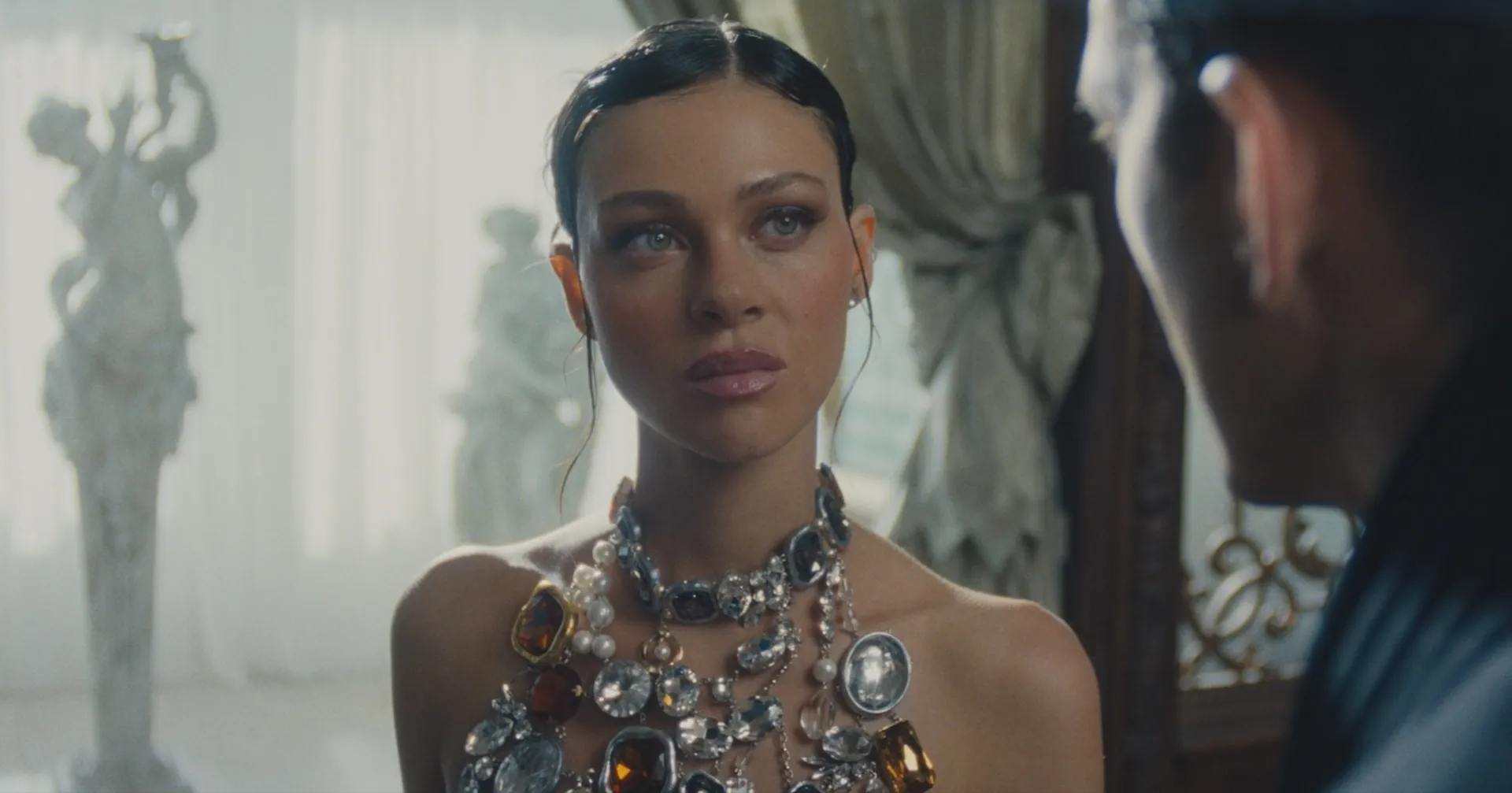 FX新剧《美之心》第一季终极解析：名为完美的致命诱惑与惊悚结局