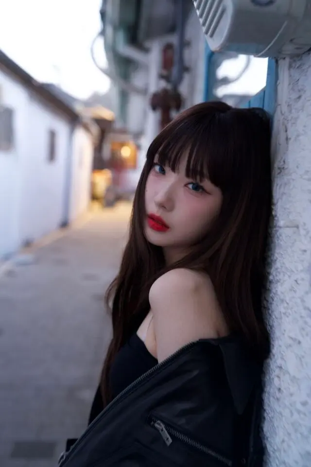 韩国女歌手余真Yeojin以SOLO身份重新出发的精美写真