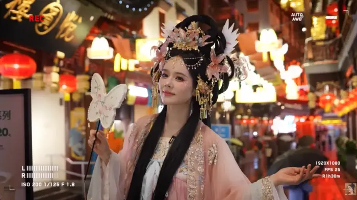 朴志允社交动态截图中展示的韩佳人惊艳网红体验照