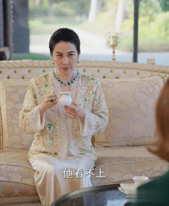 2026短剧女演员热度榜:李柯以断层第一,刘晓庆等老牌女星演爆款短剧