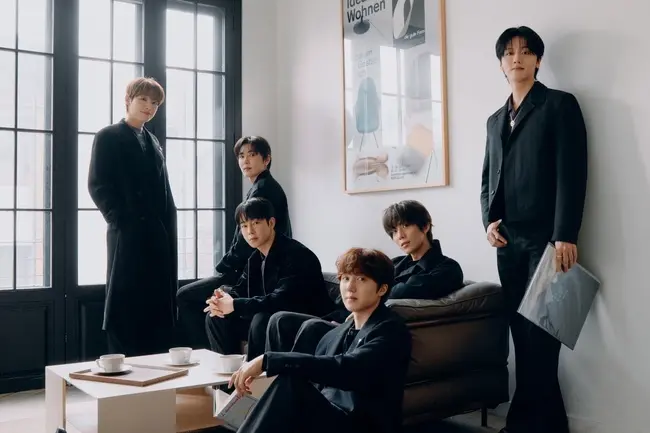SF9十周年特别专辑《About Love》概念照绝美公开，三月重磅回归引爆粉丝期待