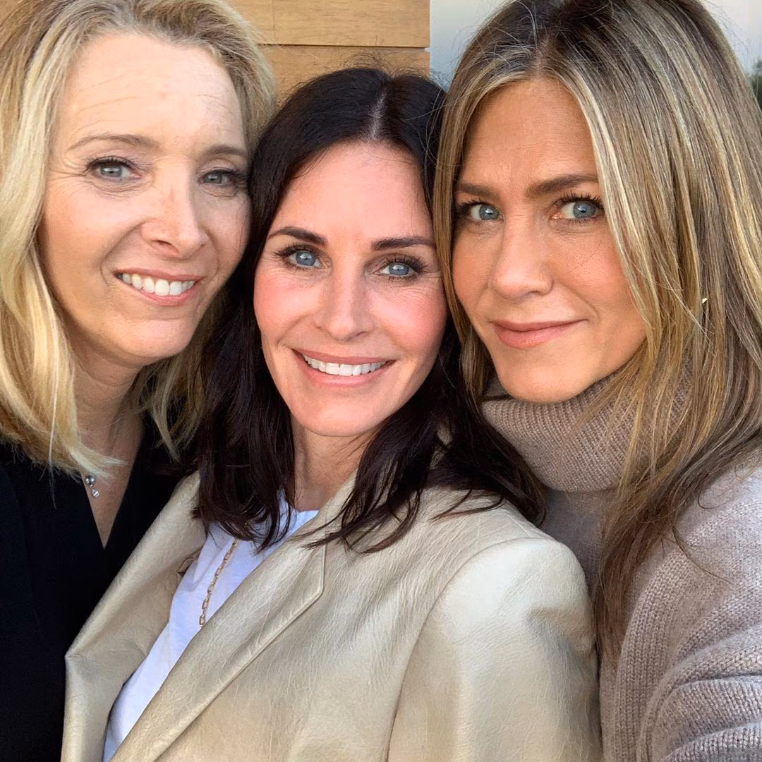 Courteney Cox, Lisa Kudrow, Jennifer Aniston, Friends, Reunion, Birthday