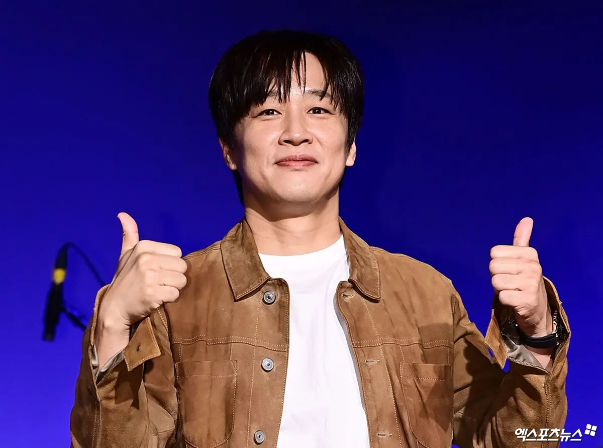 车太铉参与电台节目录制分享SBS新综艺幕后故事