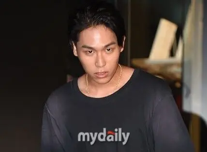 韩国歌手Sik K涉毒案二审引热议，检方求重刑律师苦求宽大处理