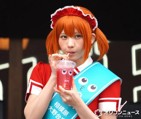 KFC 次世代モデル店舗 相模原大野台店オープニングセレモニー&新商品『ゼリードリンク』発表会に登場したえなこ (C)ORICON NewS inc.