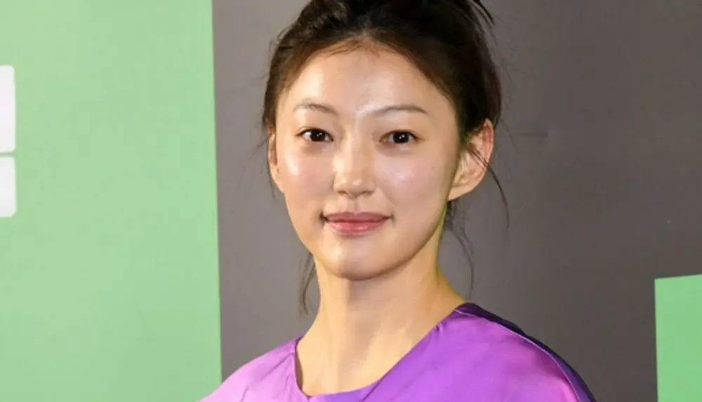 李艾儿在综艺节目分享早年艰辛经历