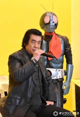 『トップタイム B01 レーシング 仮面ライダー リミテッド』ポップアップストア取材会に参加した藤岡弘、 (C)ORICON NewS inc.