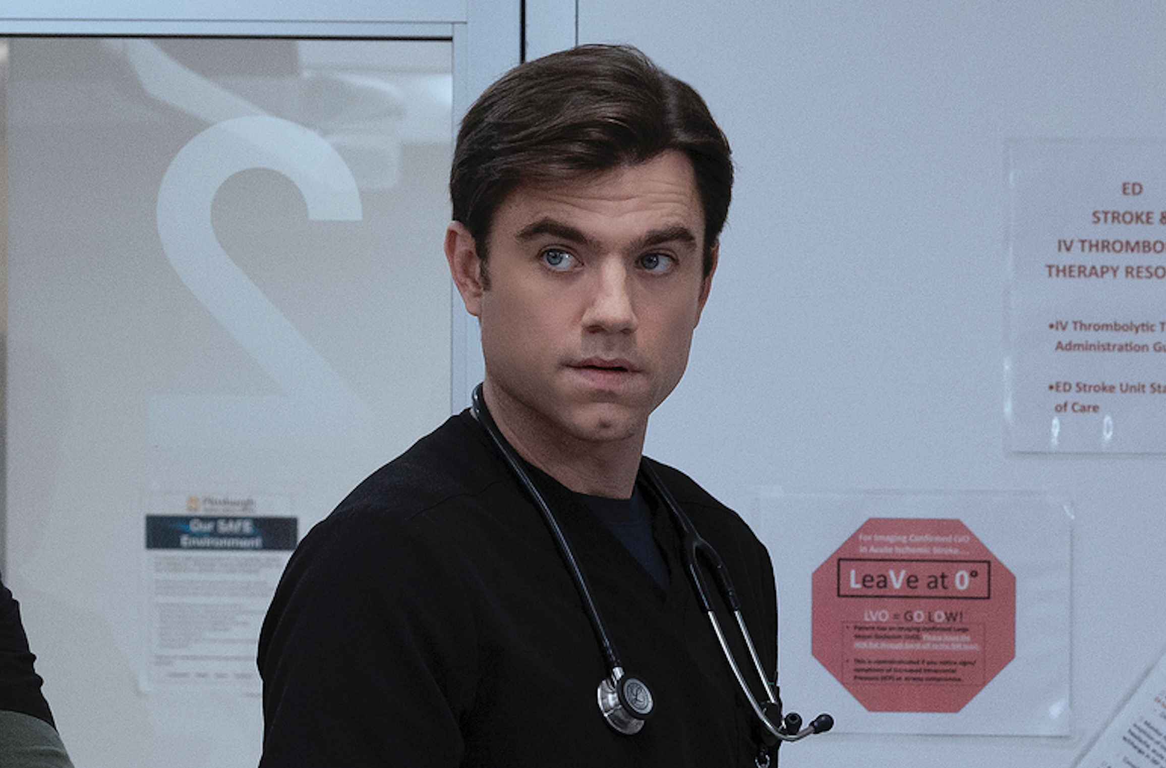 爆料！《匹兹堡医院》男星泪洒受访现场，靠新剧还清8万美金贷款