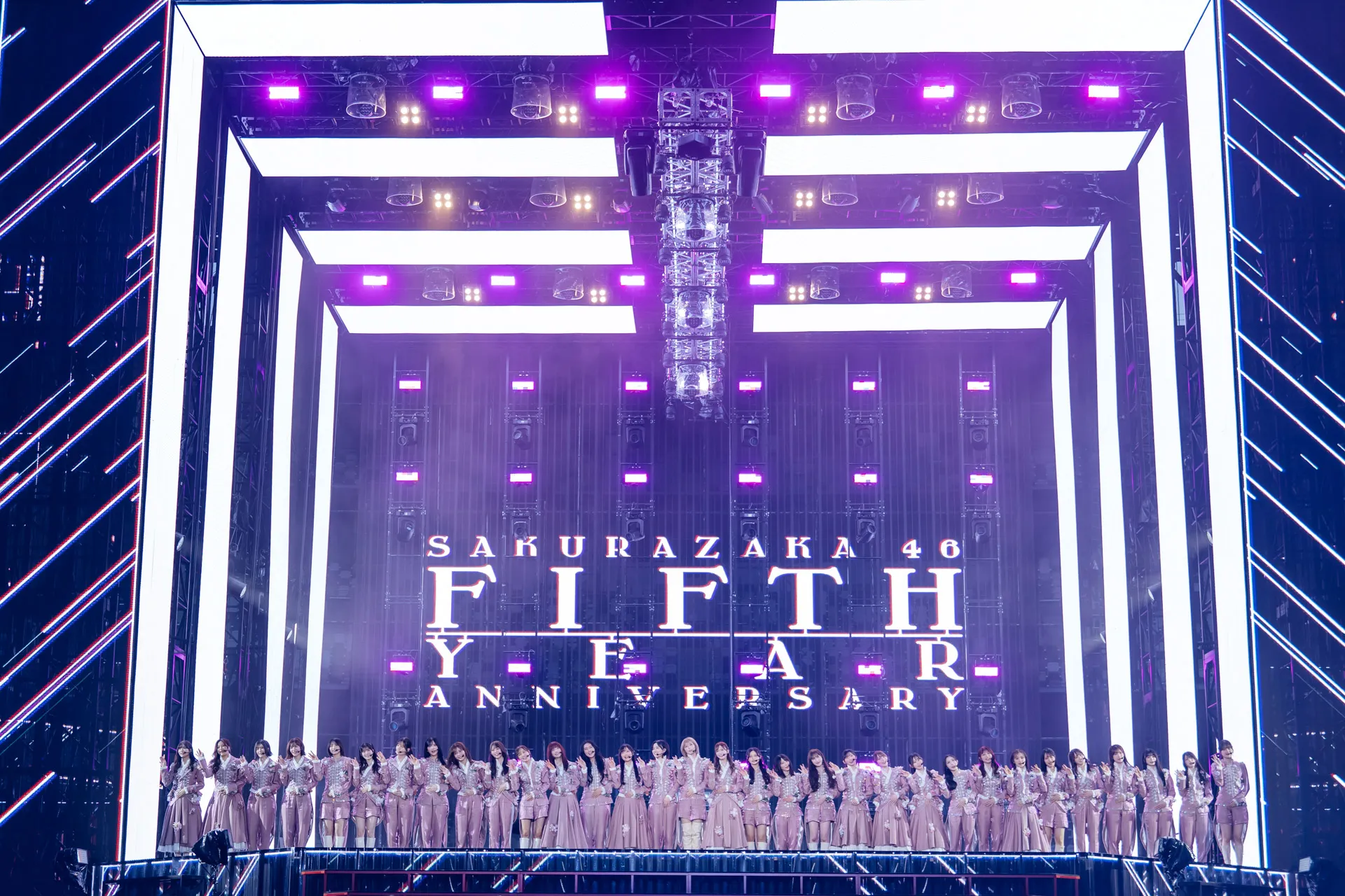 樱坂46新国立竞技场5周年演唱会绝美开场震撼瞬间