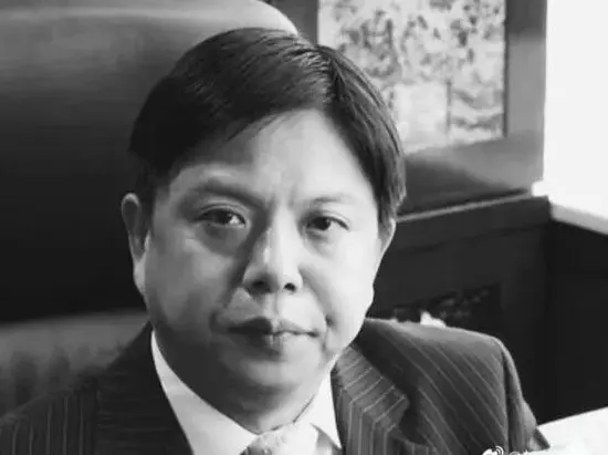 丝芭传媒创始人王子杰突发心源性疾病逝世_SNH48造星传奇与解约风波揭秘