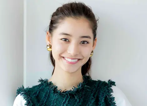 人气女演员新木优子活动现场高清气质美照