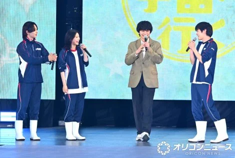 北村匠海携《鲭鱼罐头,去宇宙》剧组亮相GirlsAward 2026大秀反差萌