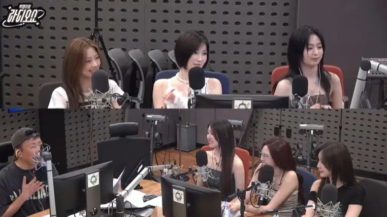 BABYMONSTER成员Rora，诚实回答奖金提问……“和杨贤硕一起聚餐”（Radio Show）