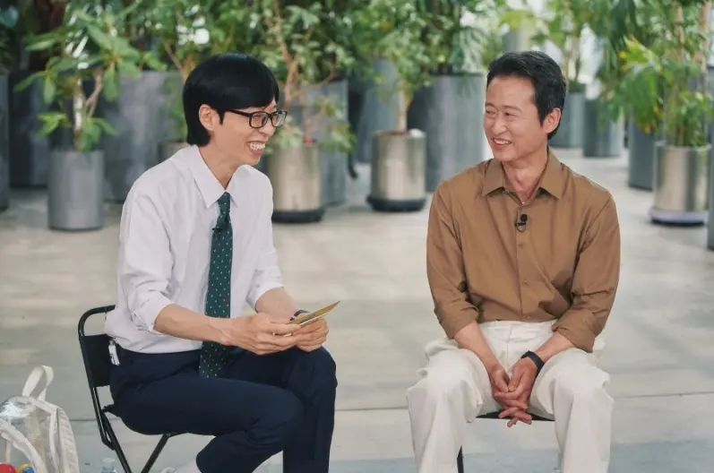 刘承睦《You Quiz》回忆三十六年无名期艰辛，单间蜗居守护真爱，百想大赏感言引全网共鸣
