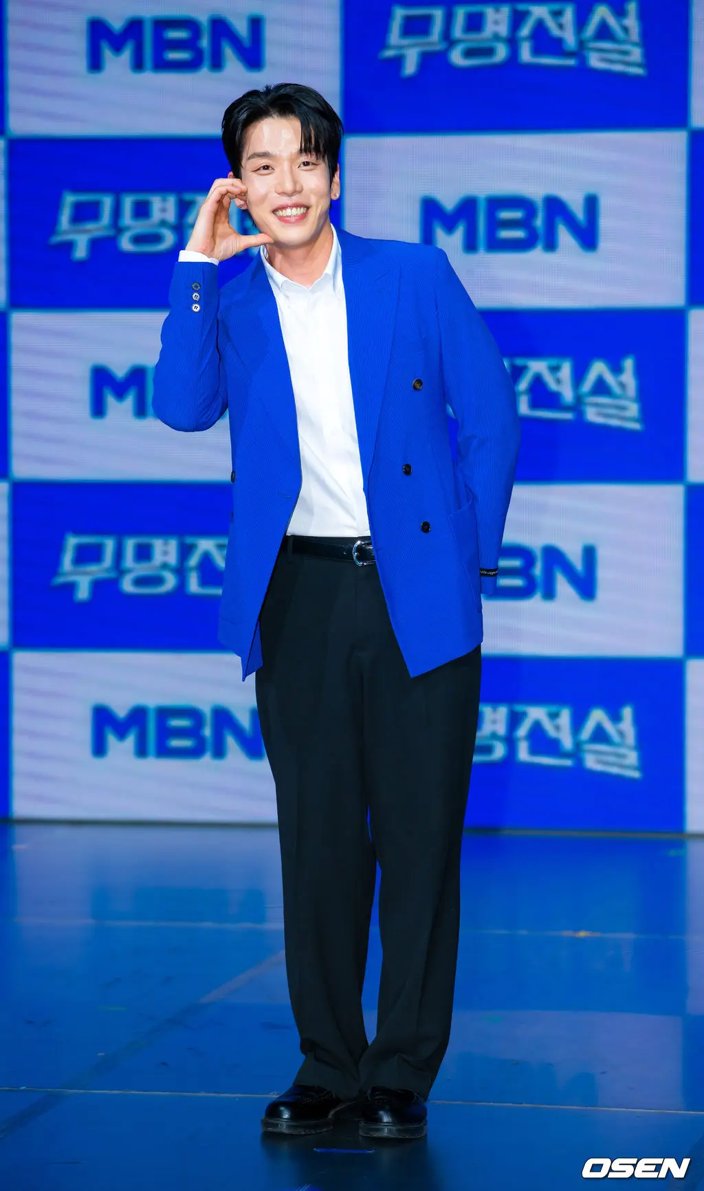 MBN《无名传说》TOP7首尔记者会盛大举行，第六名李昶旻自信亮相展现Trot新星魅力