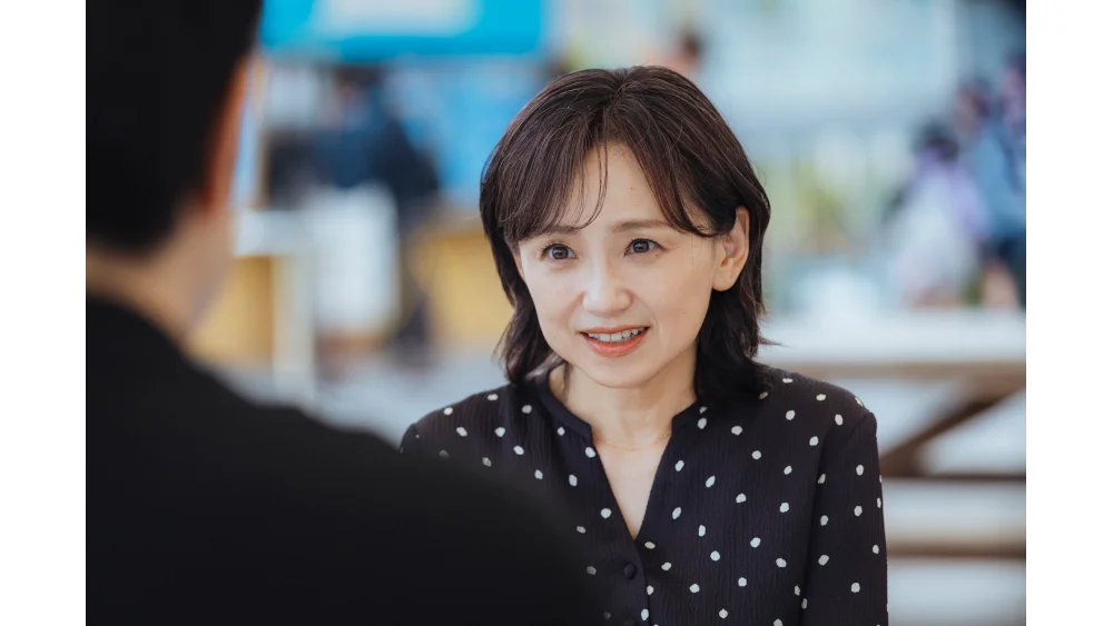 永作博美和松山研一主演的《时已经来不及了寿司!?》海报